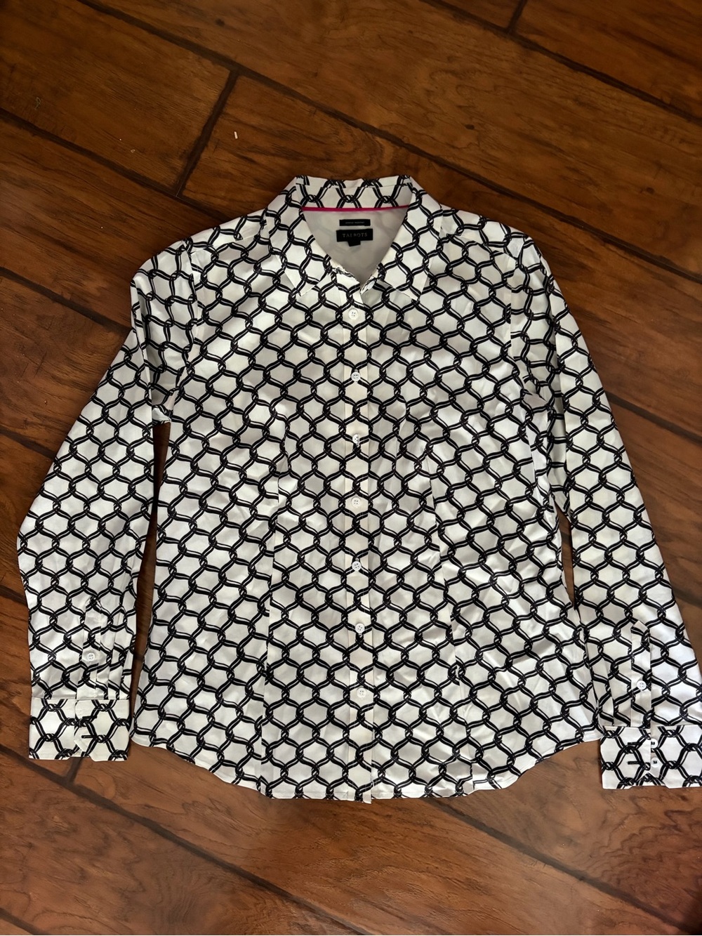 Talbots Women’s White Button-Down Shirt with Black Geometric Print Size 4